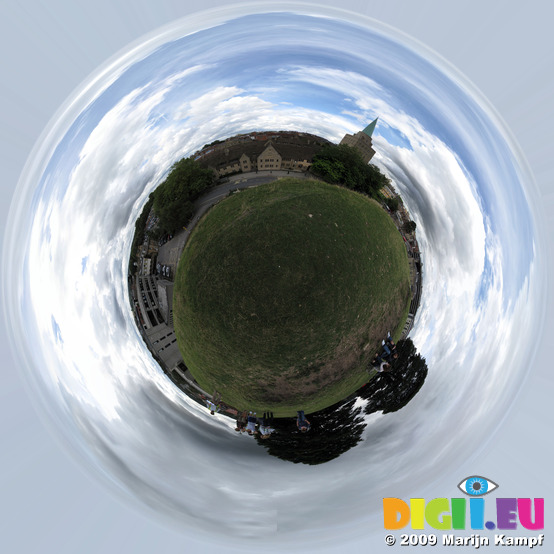 SX07781-07828 Polar Planet Oxford from mount at Oxford Castle